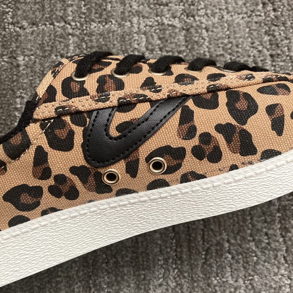 Tretorn ‘Nylite' Sneaker Leopard Print with Black Shoelaces - Picture 6 of 10